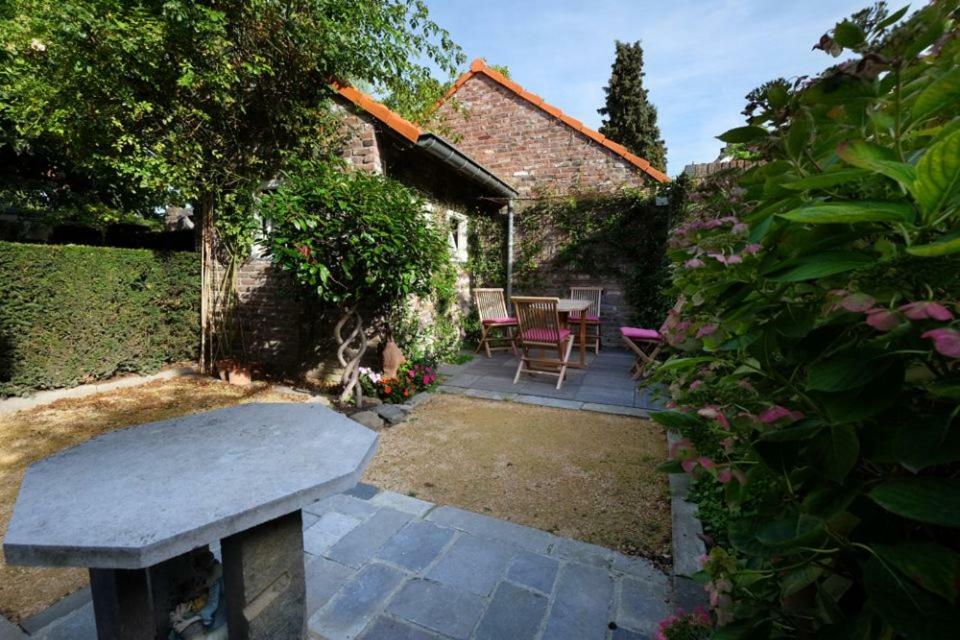Bie De Borreger Vila Maastricht Exterior foto